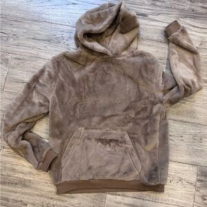 Urban Outfitters Hoodie Unisex Large Tan Fuzzy Faux Fur Kangaroo Pocket Pullover